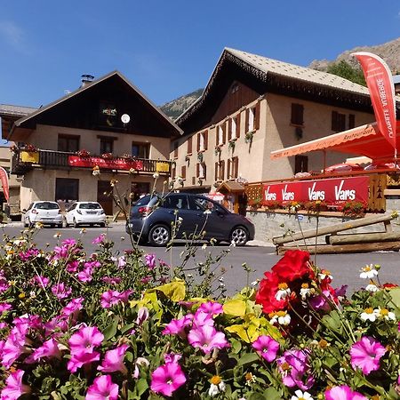 La Vieille Auberge Vars  Exterior photo